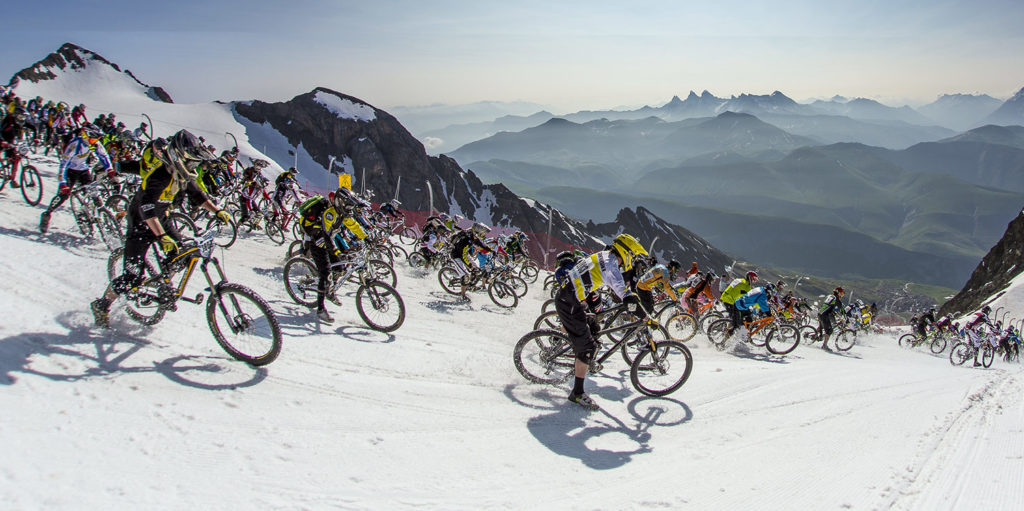 Mega Avalanche World’s Craziest Downhill Mountain Bike Race The